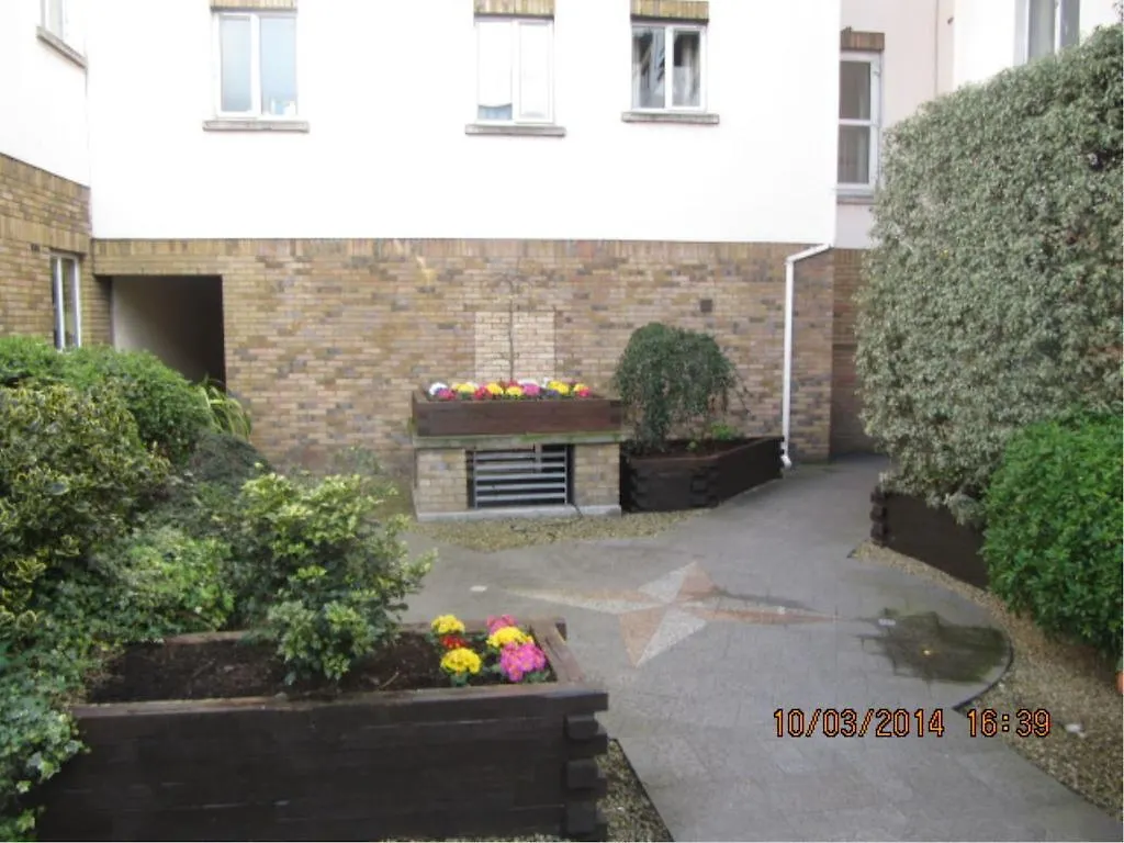 Abbey Court Apartments Dublin 0*,  Ireland